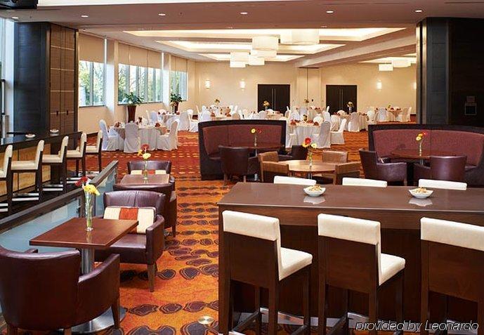 Indianapolis Marriott East Hotel Restaurant photo